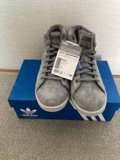 adidas アディダスのサムネイル