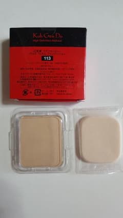 ファンデーションのサムネイル