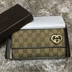 グッチ 財布のサムネイル