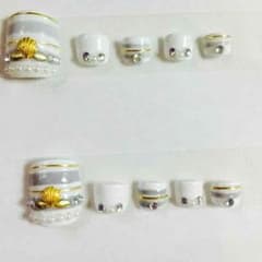 フットネイルチップのサムネイル