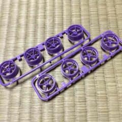 ミニ四駆、ホイール、紫のサムネイル