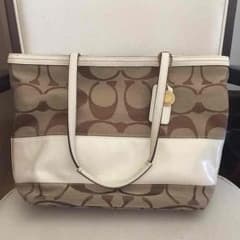 【葉香～♪☆様専用】COACH トートバッグのサムネイル