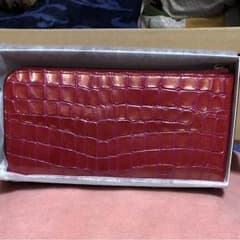 美品 l字ファスナー 長財布のサムネイル