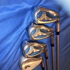 Seekerドルフィンレディース セット 7, 8, 9, PW(44度) 週末特価！ドルフィンレディース アイアンセット 7, 8, 9, PW(44度