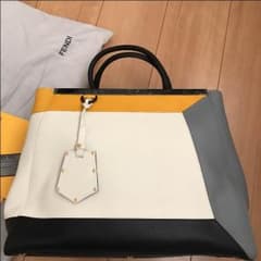 最終値下げ！新品！未使用 フェンディ トゥージュールのサムネイル