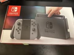 Nintendo Switch 本体 グレー 箱付き・周辺機器ありのサムネイル