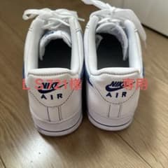 Nike Air Force 1 ホワイト/ネイビーのサムネイル