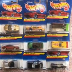 ホットウィール　Hot WHeeLs 9個セットのサムネイル