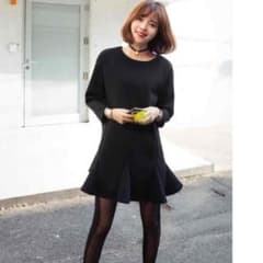 D-HOLIC★ネオプレーンフリルヘムワンピース★新品、タグ付のサムネイル