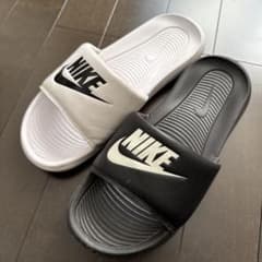 NIKE スポーツサンダル ホワイト/ブラックのサムネイル