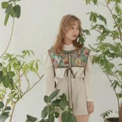 ビスチェのサムネイル