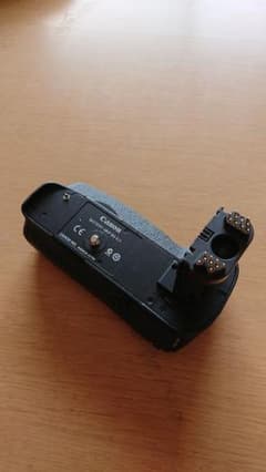 [JC様専用]Canon バッテリー縦位置グリップ BG-E11のサムネイル