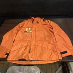 ホグロフスオレンジ色 マウンテンパーカー フード付き 中古・古着通販】HAGLOFS (ホグロフス) マウンテンパーカー オレンジ