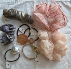 ヘアアクセサリー まとめ売りのサムネイル