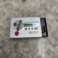 ☆SONY WALKMAN カセットプレーヤー WM-GX677 本体 小物格安 - メルカリ