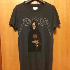 Yeezus Tour Tのサムネイル