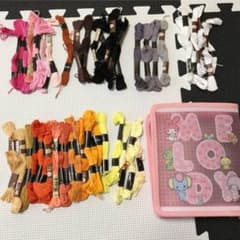 刺繍糸いろいろセット80本以上のサムネイル