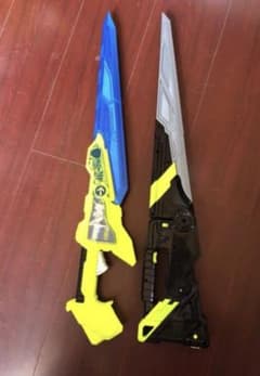 dxアタッシュカリバー＆プログライズホッパーブレード武器延長セット 2月22日（土）発売「DXプログライズホッパーブレード」！｜仮面