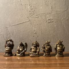 昭和中期 北海道 木彫りの熊置物 在銘 作家物 アラキ作 骨董品 ガラス