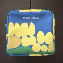 JAL ビジネスクラス限定　HERALBONYトラベルポーチのサムネイル