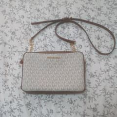 ⚠️土日限定値下げ⚠️MICHAEL KORS マイケルコース ショルダーバッグのサムネイル