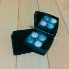 CHANEL アイシャドウ☆のサムネイル