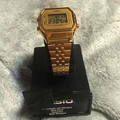 ⚠︎取り置き中⚠︎CASIO 腕時計 ゴールドのサムネイル
