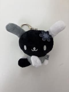 ウサハナ ぬいぐるみキーホルダーシープラ 限定おすわり モノクロのサムネイル