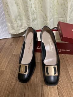 Salvatore Ferragamo パンプス 7C ブラックのサムネイル