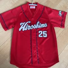 広島東洋カープ ユニフォーム　新井選手モデルのサムネイル