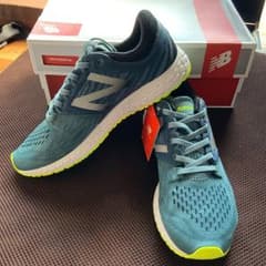 大幅値引き【新品】new balance ランニングシューズ 25.5のサムネイル