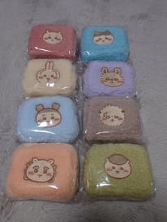 ちいかわ カラビナつきもこもこポーチ 8種セット
