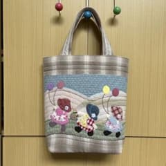 ハンドメイドパッチワークバッグ スーちゃん - メルカリ