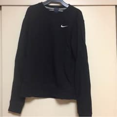 【タイムセール】‼️NIKEトレーナーのサムネイル