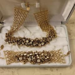 ネックレスとブレスレットセットのサムネイル