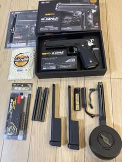 ティア様専用　東京マルイ　Hi CAPA E 電動ガン美品　＋付属品のサムネイル