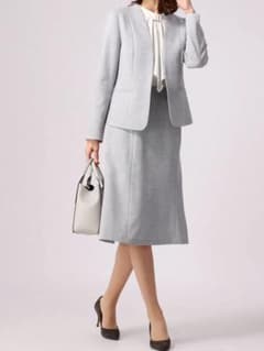 【美品】春夏用 セットアップスーツ グレーのサムネイル