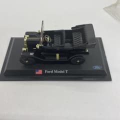Ford model Tフィギア模型のサムネイル