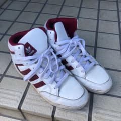 adidas アディダス スニーカーのサムネイル