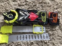 仮面ライダーゼロワン　変身ベルト　DXプログライズホルダー＆プログライズキーのサムネイル