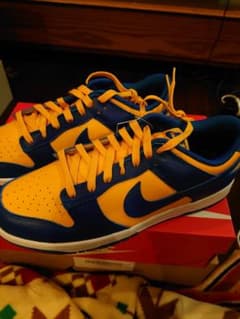 NIKE Dunk low UCLA ダンク ロー UCLAのサムネイル