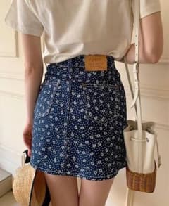 epine エピヌ　フラワーデニムスカートのサムネイル