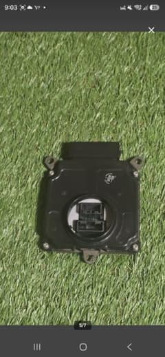 トヨタ 純正 HID バラスト 85967-30050のサムネイル