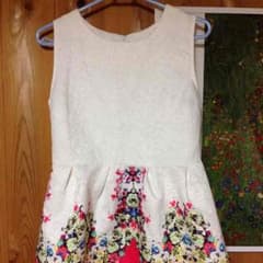 ゆみ様専用♡花柄ワンピース ふんわり上品♡のサムネイル