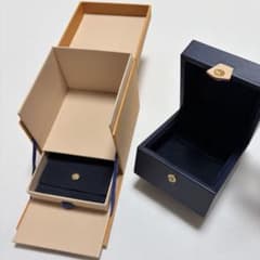 美品 ルイヴィトン ネックレスケース 空箱 ネイビー 現行品 - メルカリ
