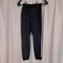 最終値下げ 訳あり)UNIQLO サイドライン ドライスウェット パンツ 150