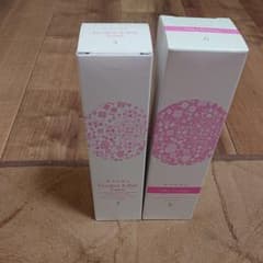 ダイアナ ノエルプロデコルテアンドバストローションとノエルプロシルキークリームのサムネイル