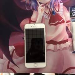 Apple iPhone 6s シルバー 本体のサムネイル