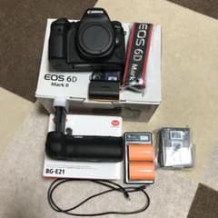 Canon EOS 6D MARK2 ボディ+バッテリーグリップ おまけ有 - メルカリ
