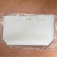 値下げ！メナード バッグのサムネイル